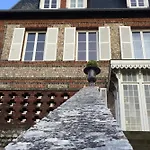 Castel De La Terrasse 3* Etretat