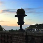 Bed & Breakfast Castel De La Terrasse Etretat
