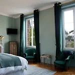 Castel De La Terrasse 3*