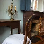 Bed & Breakfast Castel De La Terrasse