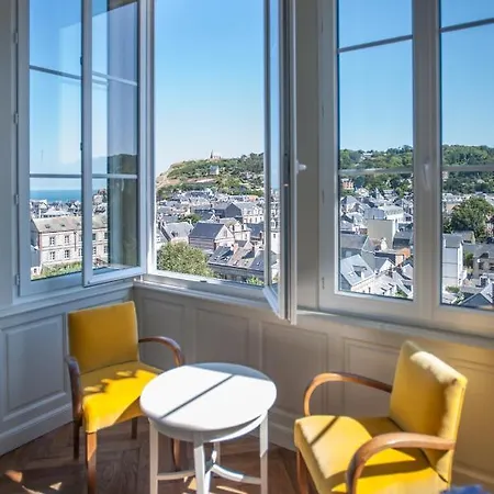 Bed & Breakfast Castel De La Terrasse 4*