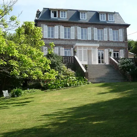 Castel De La Terrasse Nocleg ze śniadaniem 3*