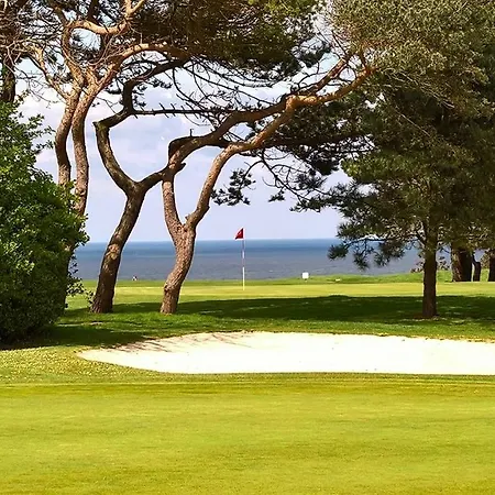 Castel De La Terrasse 3*