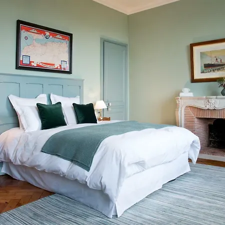 Castel De La Terrasse Nocleg ze śniadaniem 3*