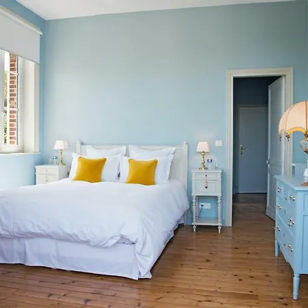 Castel De La Terrasse Oda ve Kahvaltı