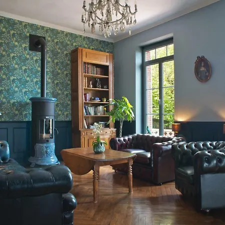 Castel De La Terrasse Bed & Breakfast *