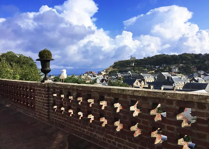 Castel De La Terrasse