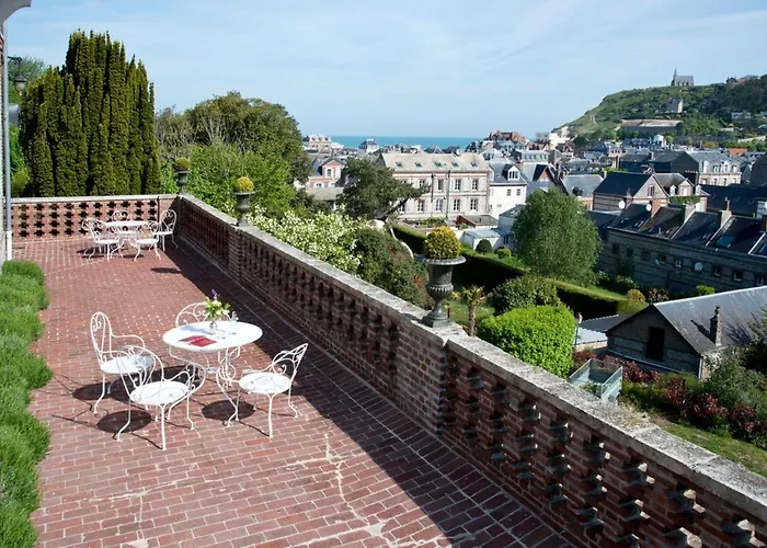 Castel De La Terrasse