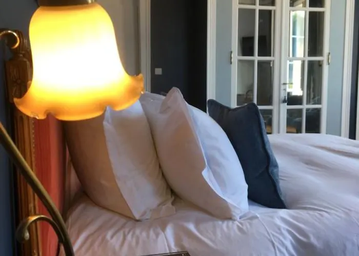 Bed & Breakfast Castel De La Terrasse 3*