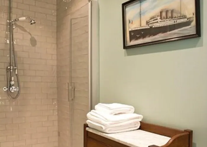 卡瑟尔德拉特拉斯住宿加早餐旅馆